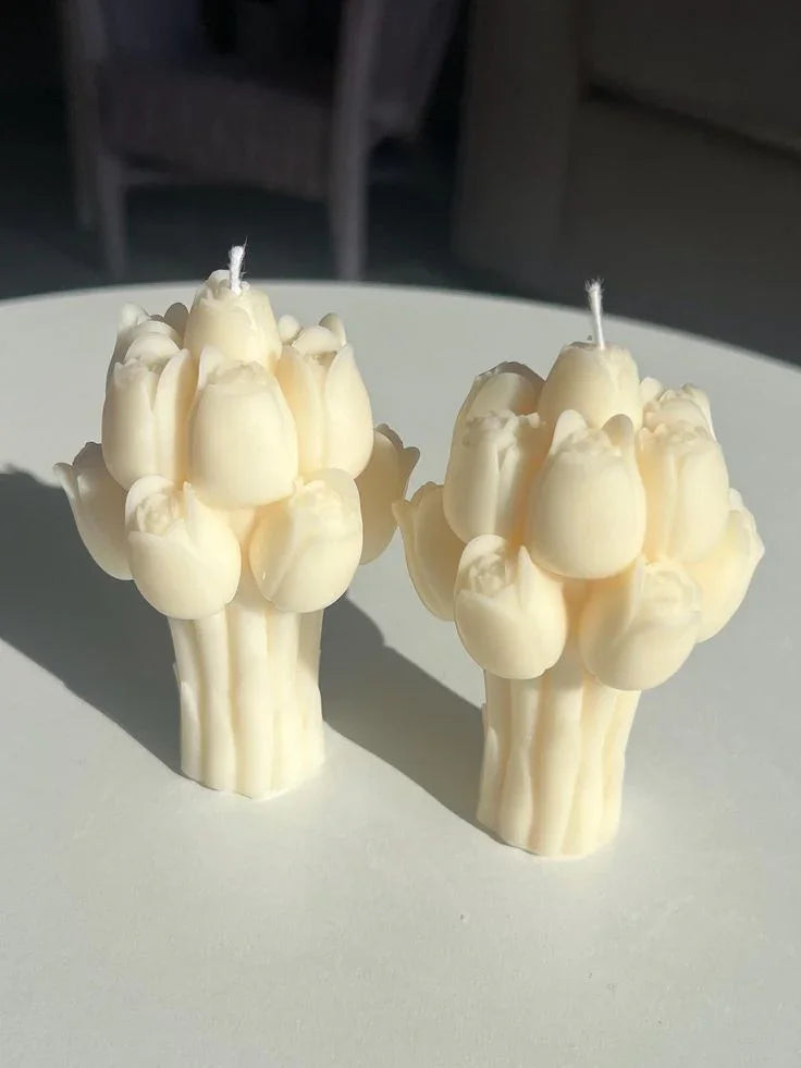 Tulip flower candle