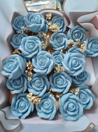 The Grand Rose Affair - 20 Rose Candle Hamper